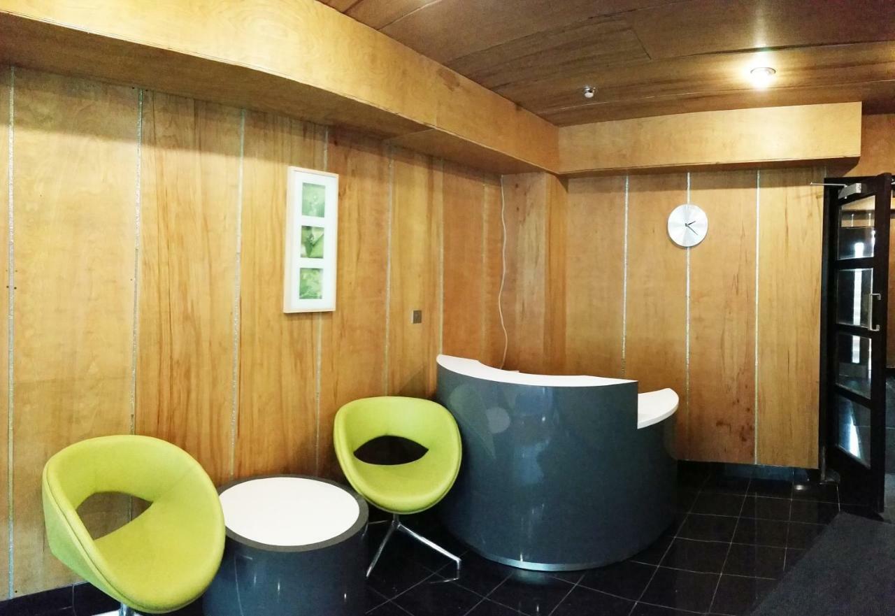الشقق الفندقية كرويدونفي  Cygnet House المظهر الخارجي الصورة